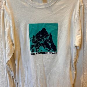 Men’s H&M medium long sleeve tshirt